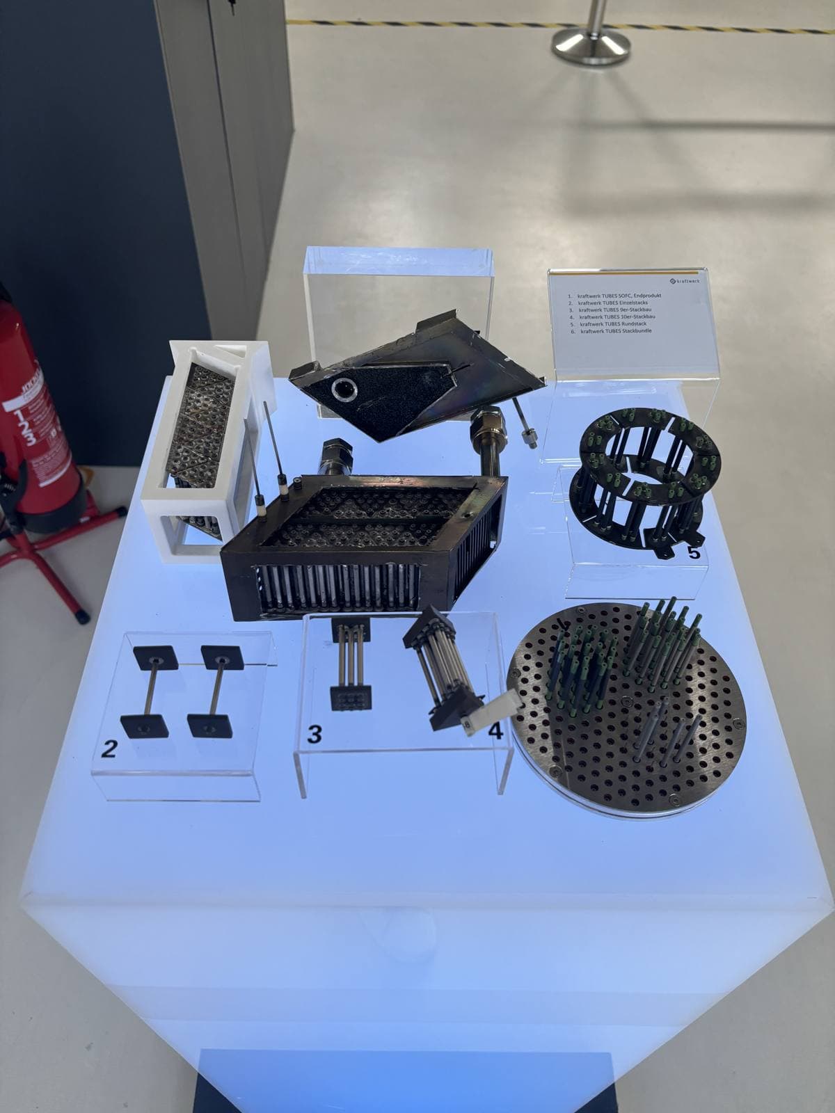 Real kraftwerk build stages on display: single cells, stack assemblies and bundles