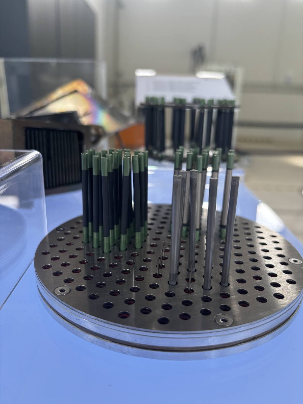 Freshly coated kraftwerk TUBEs on the production plate in Dresden